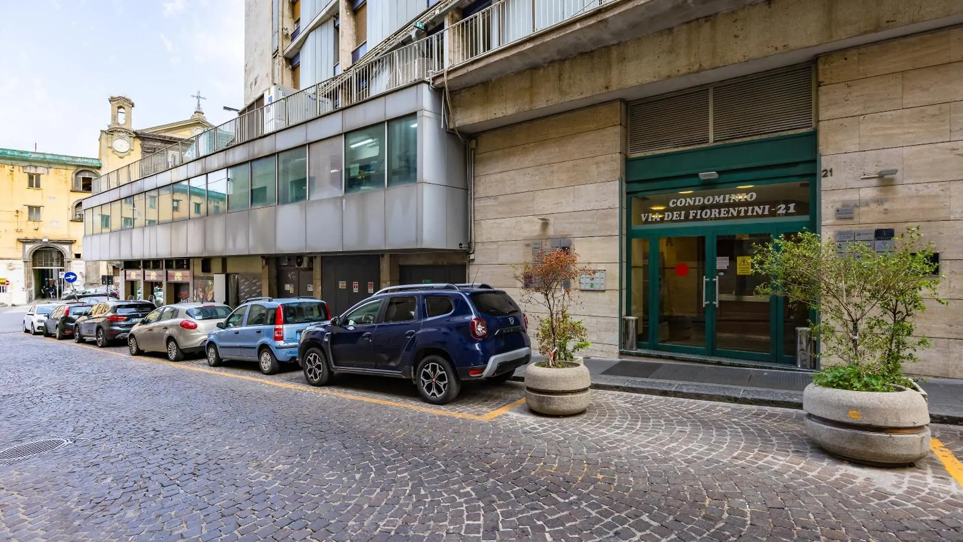 At Twenty-One- Nuovo Appartamento Nel Cuore Di Napoli Coral Apartamento Nápoles