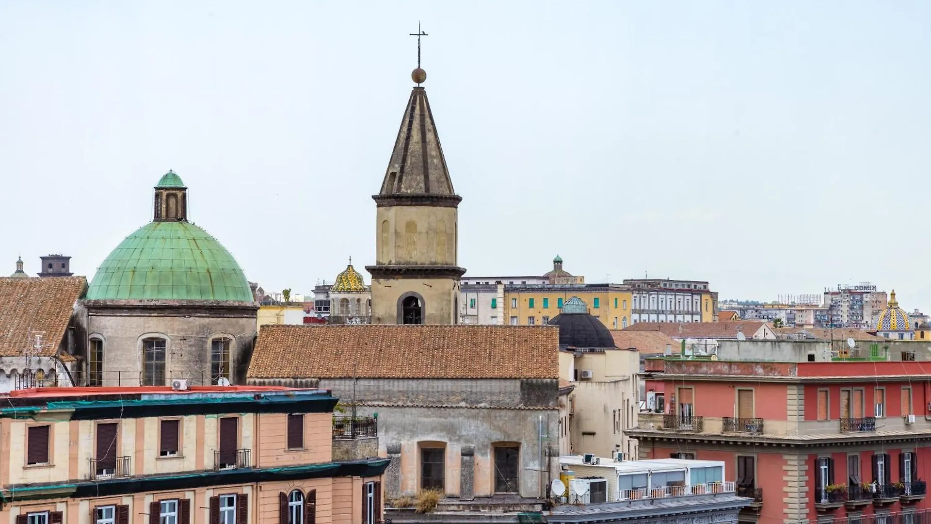 Apartamento At Twenty-One- Nuovo Appartamento Nel Cuore Di Napoli Coral Itália
