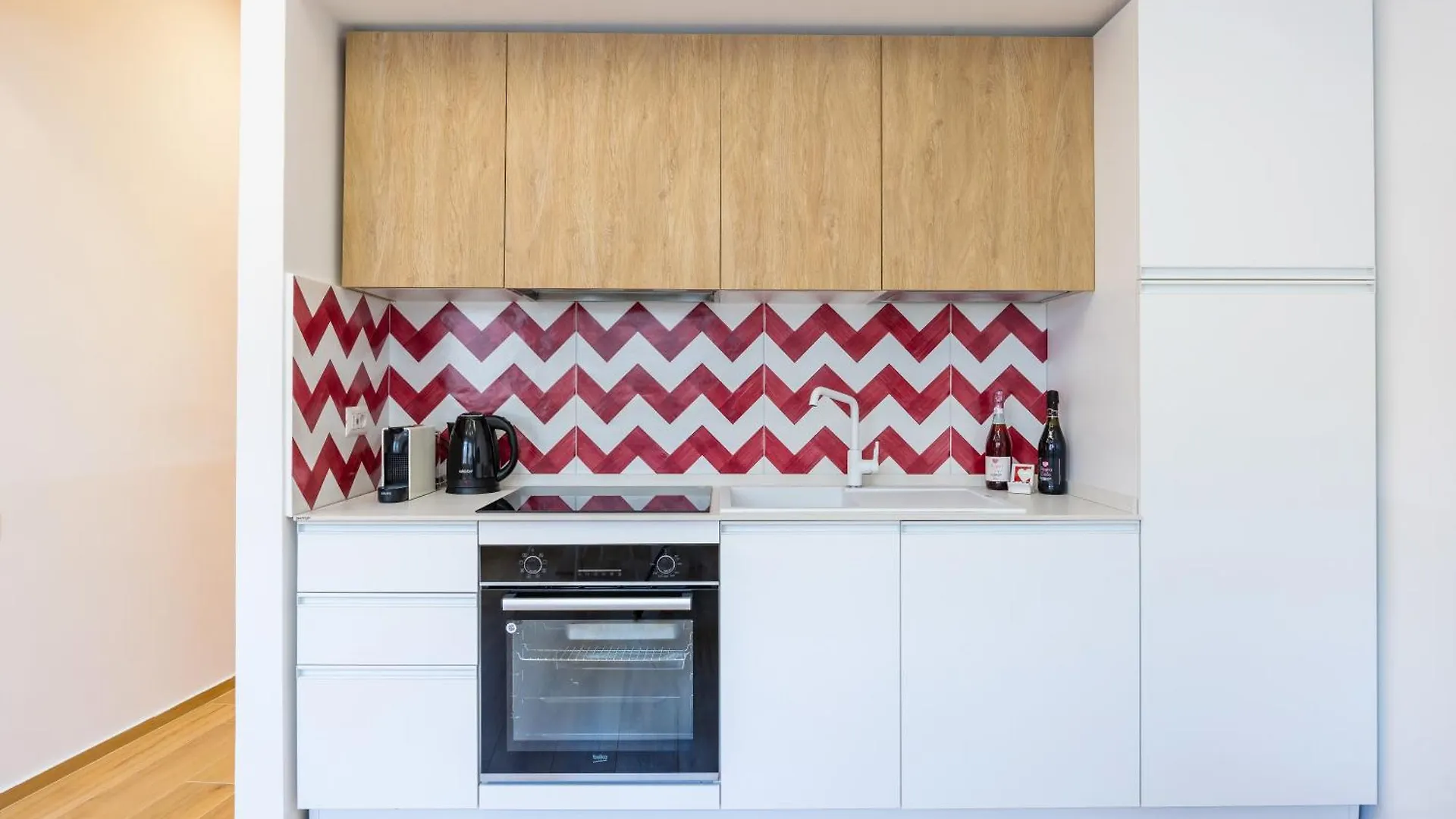 At Twenty-One- Nuovo Appartamento Nel Cuore Di Napoli Coral 0*, Неаполь Италия